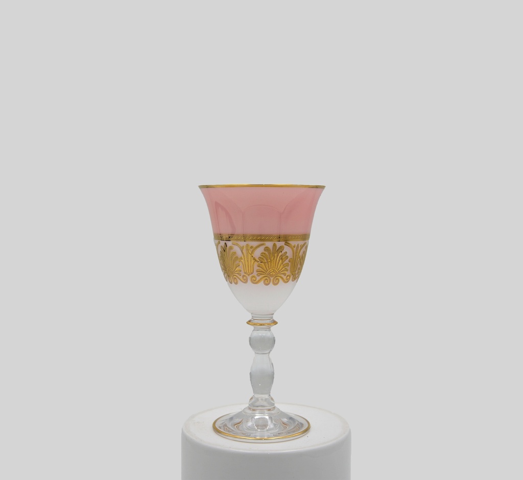 Juice glasses with a base