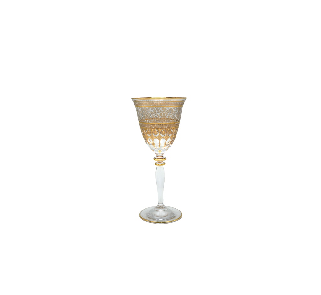 Crystal juice tumblers with a base