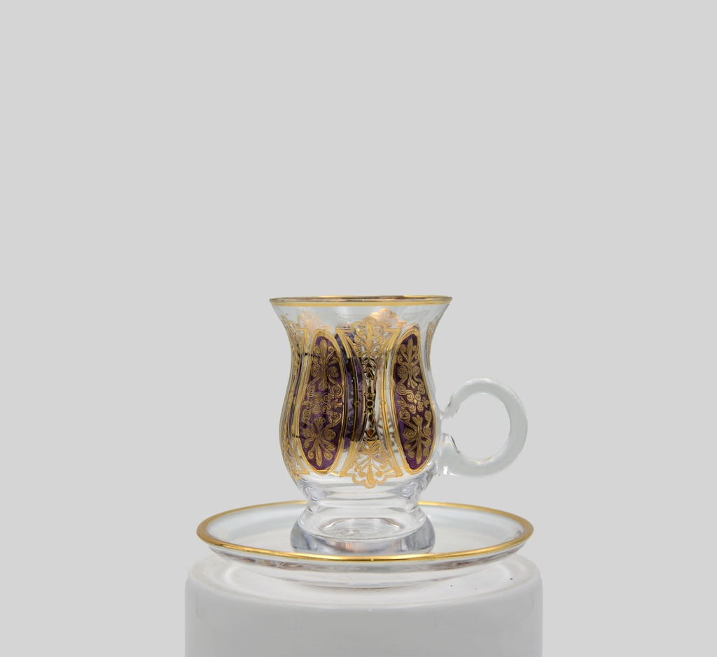 tea cups with saucers