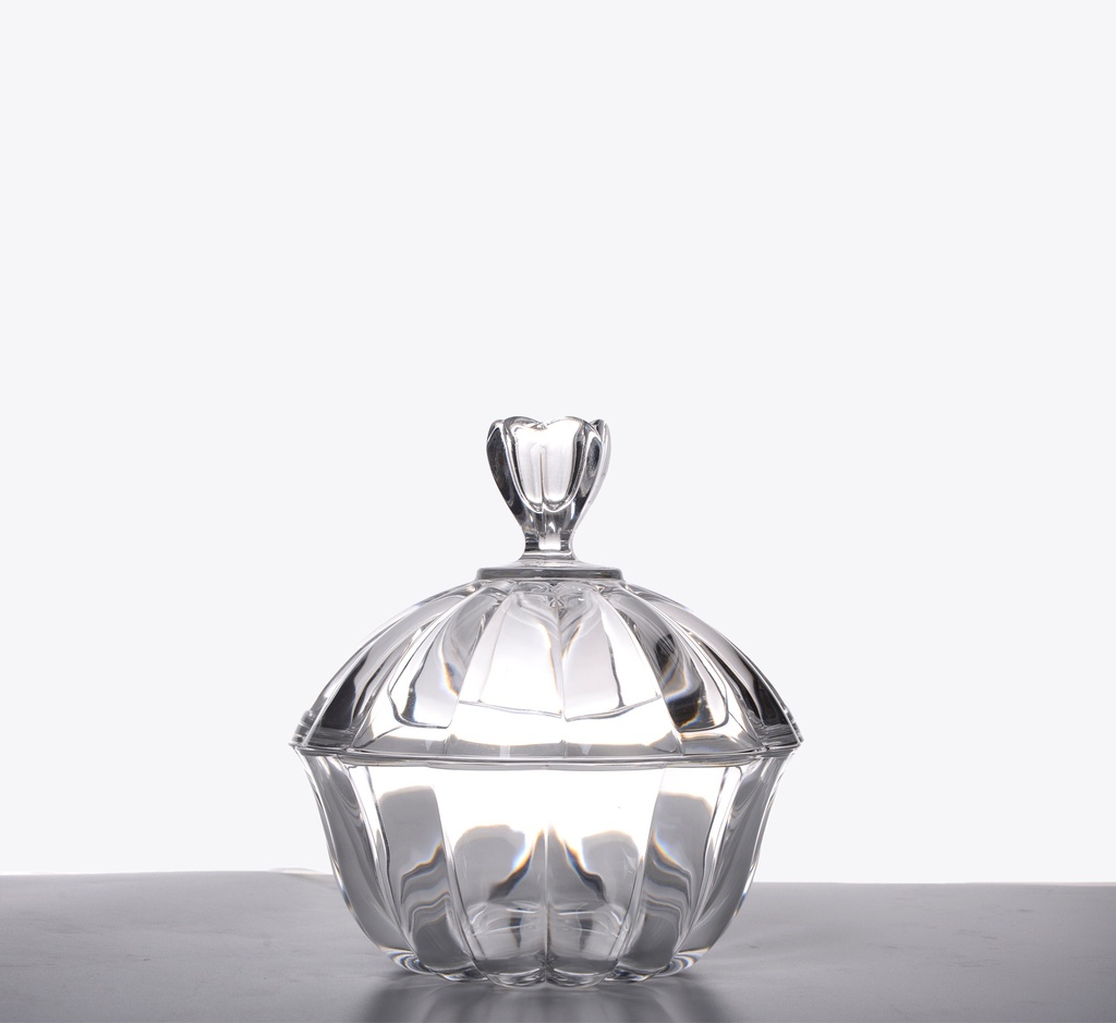 Luxurious crystal bowls