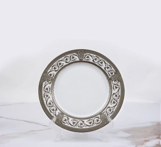 [GMEMGD 6106 P0RCELALY] A 71-piece porcelain dinner set